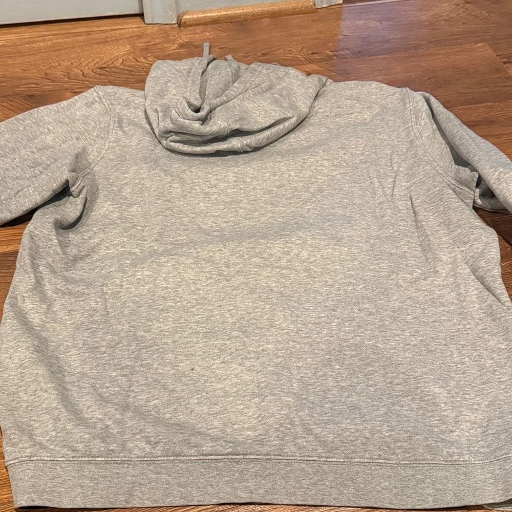 Nike Gray 76ers Basketball Hoodie - Picture 3 of 3